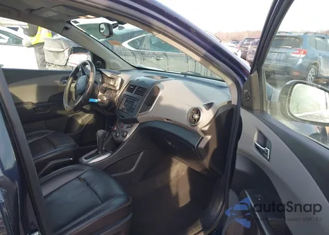 2016 Chevrolet Sonic Ltz Auto из США, поврежденный, VIN 1G1JE6SB6G4159236